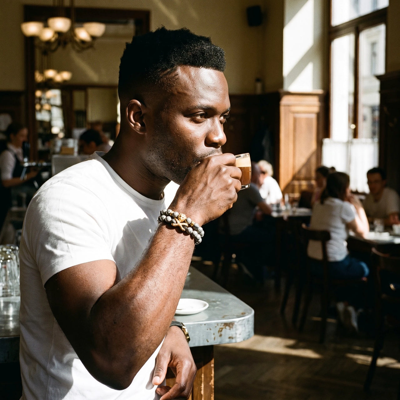 Gold Lion & Grey Stones Set – worn while drinking an espresso | Brother & Sisters | SKU: 21039839SET-gold-XS-14-15, 21039839SET-gold-S-16-17, 21039839SET-gold-M-18-19, 21039839SET-gold-L-20-21, 21039839SET-gold-XL-22-23