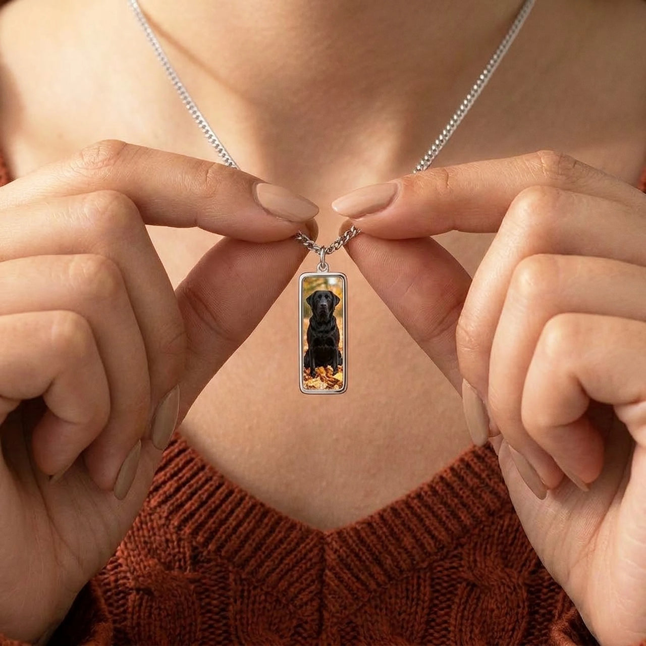 Looking down at the silver bar pendant in her fingers, her late labrador's photo revealed | SKU: TPH-BARN-SILVER