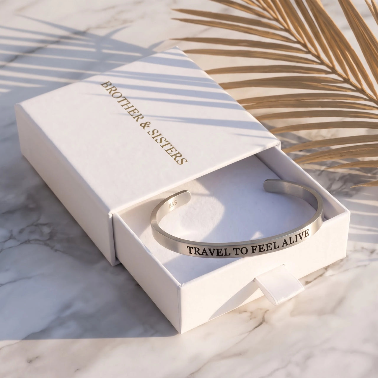 Open cuff bracelet — in the gift box, silver | SKU: ttfa-rg